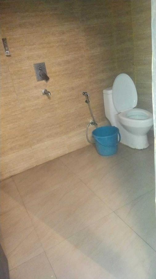 Hotel O Kl Khari Near Ashoka Park Mein Metro Нью-Делі Екстер'єр фото