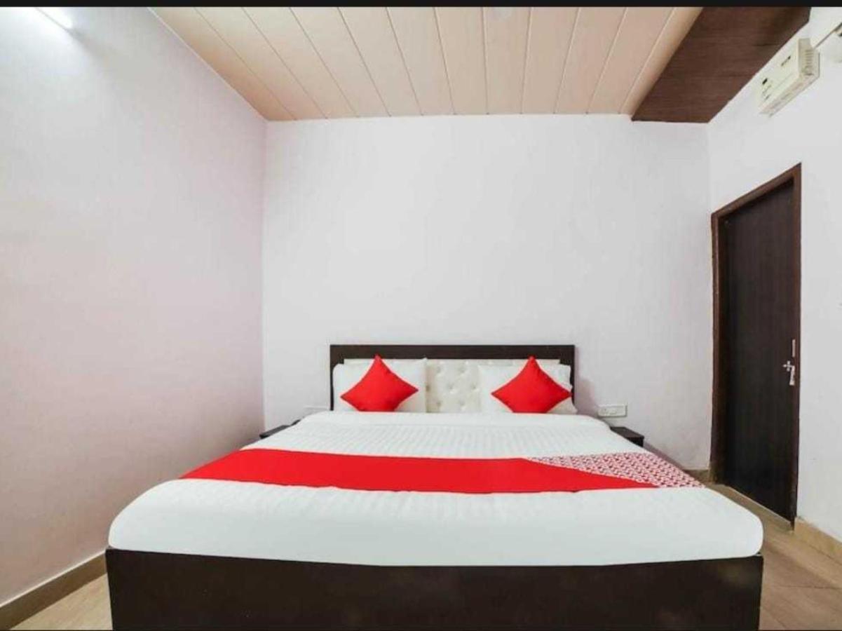 Hotel O Kl Khari Near Ashoka Park Mein Metro Нью-Делі Екстер'єр фото