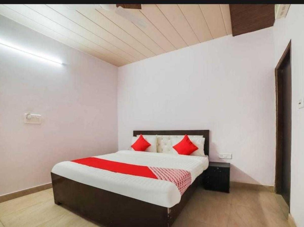 Hotel O Kl Khari Near Ashoka Park Mein Metro Нью-Делі Екстер'єр фото